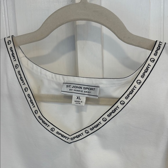 ST.John Sport: White V-Neck, short, sleeved T w/black accented neck line size XL - Picture 3 of 6